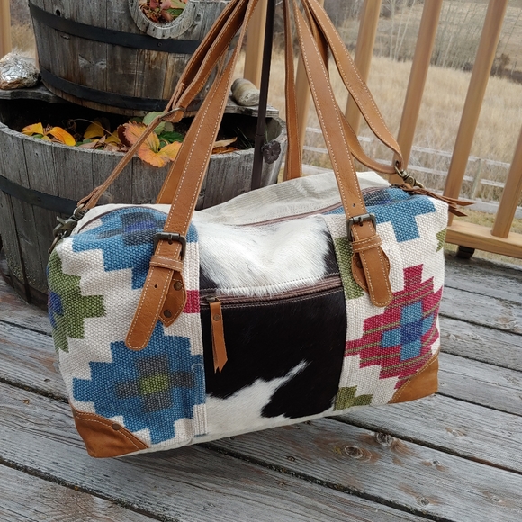 handmade Handbags - 🎁🎁Rug Cowhide Leather Mini Duffel Travel Bag Weekender New🎉🎊